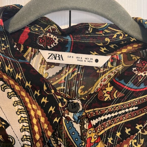 Paisly Print Maxi Dress with Long Sleeves - Picture 4 of 6